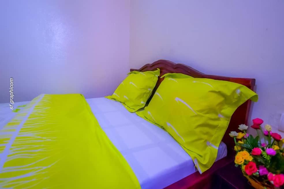 Appartements Neuf De Haut Standing Dm & Ng A Bafoussam 外观 照片