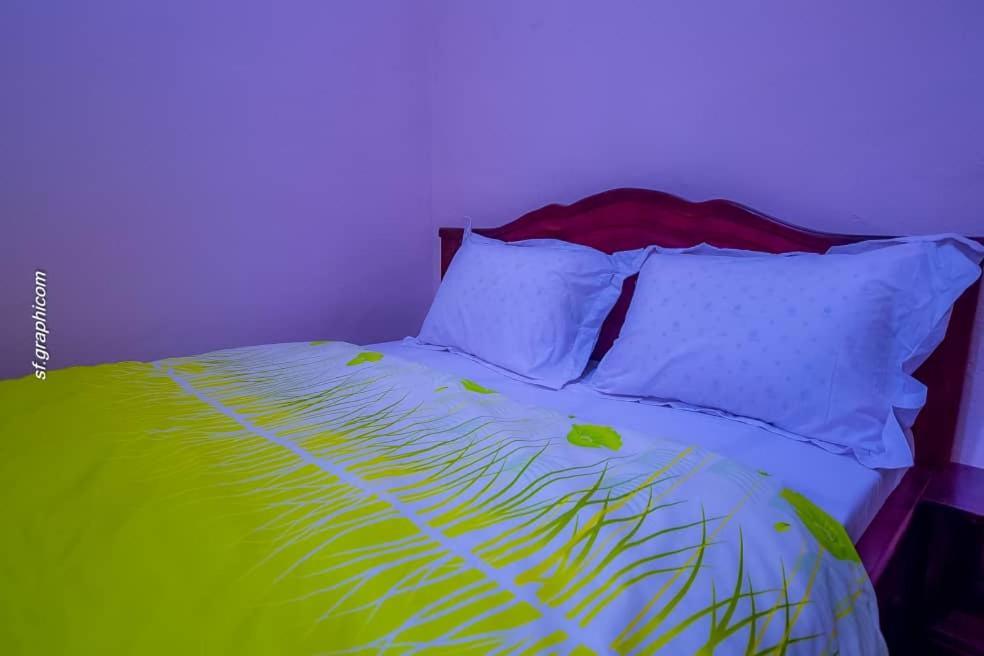 Appartements Neuf De Haut Standing Dm & Ng A Bafoussam 外观 照片